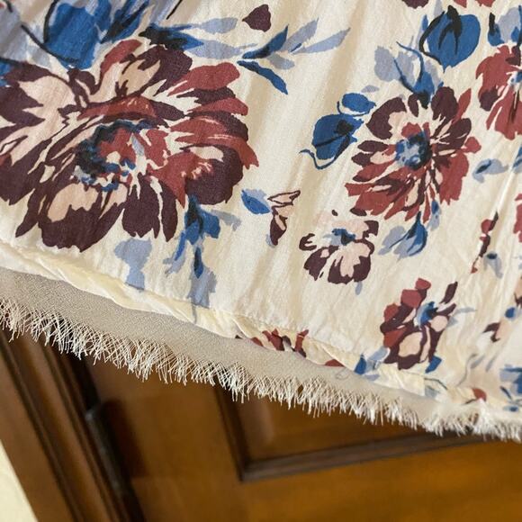 Urban Outfitters Silence + Noise Size Small Floral Summer Dress - Picture 4 of 8